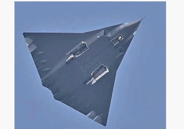 J9体育网“卡尔·文森”号之前也带着F-35C去南海转悠过-九游会J9「AG」 官方网站