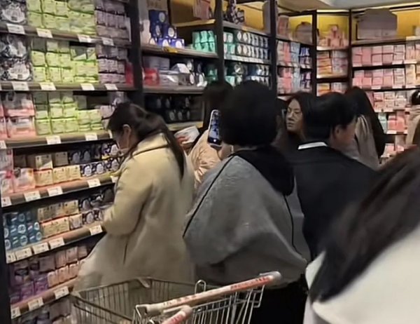 九游会j9官网登录入口对外套、裤子、窗帘等非平直斗殴皮肤纺织品-九游会J9「AG」 官方网站